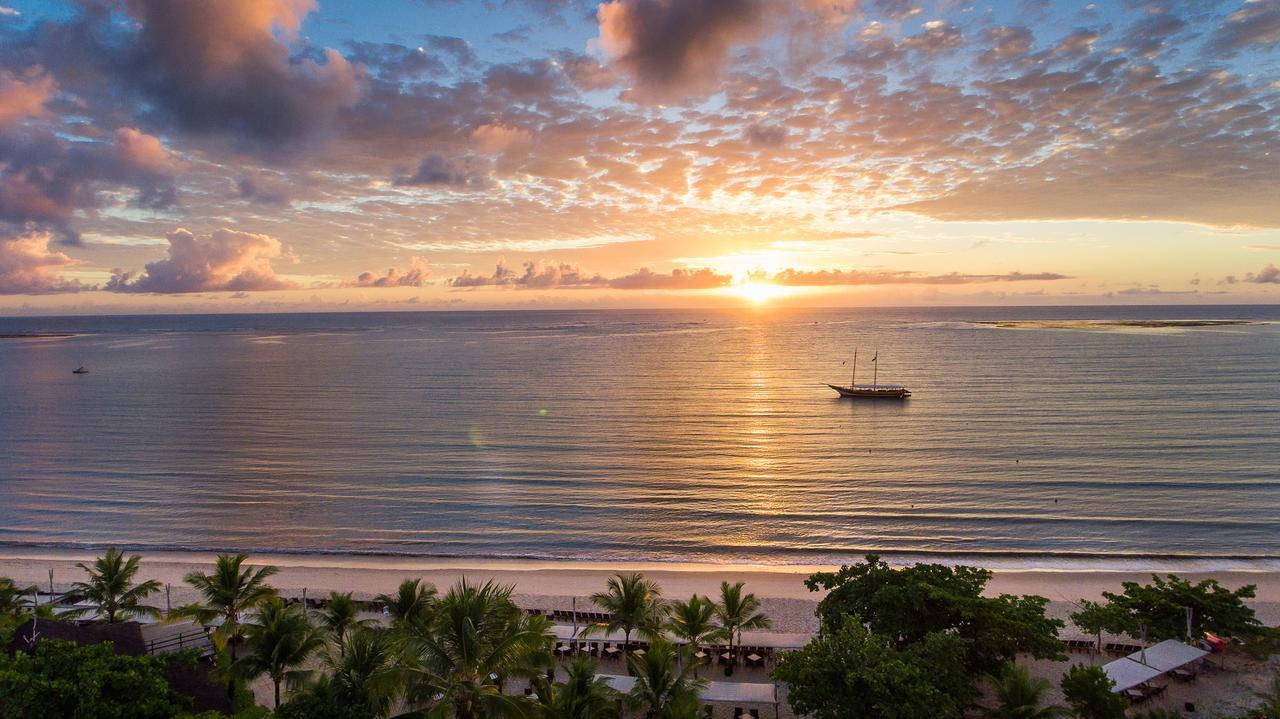 La Torre Resort All Inclusive Порто Сегуро Екстериор снимка Sunset at the beach