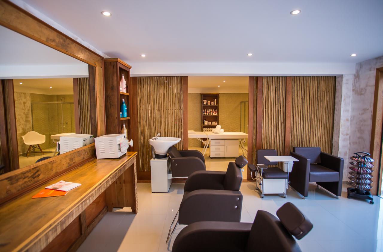 La Torre Resort All Inclusive Порто Сегуро Екстериор снимка A salon in the UK